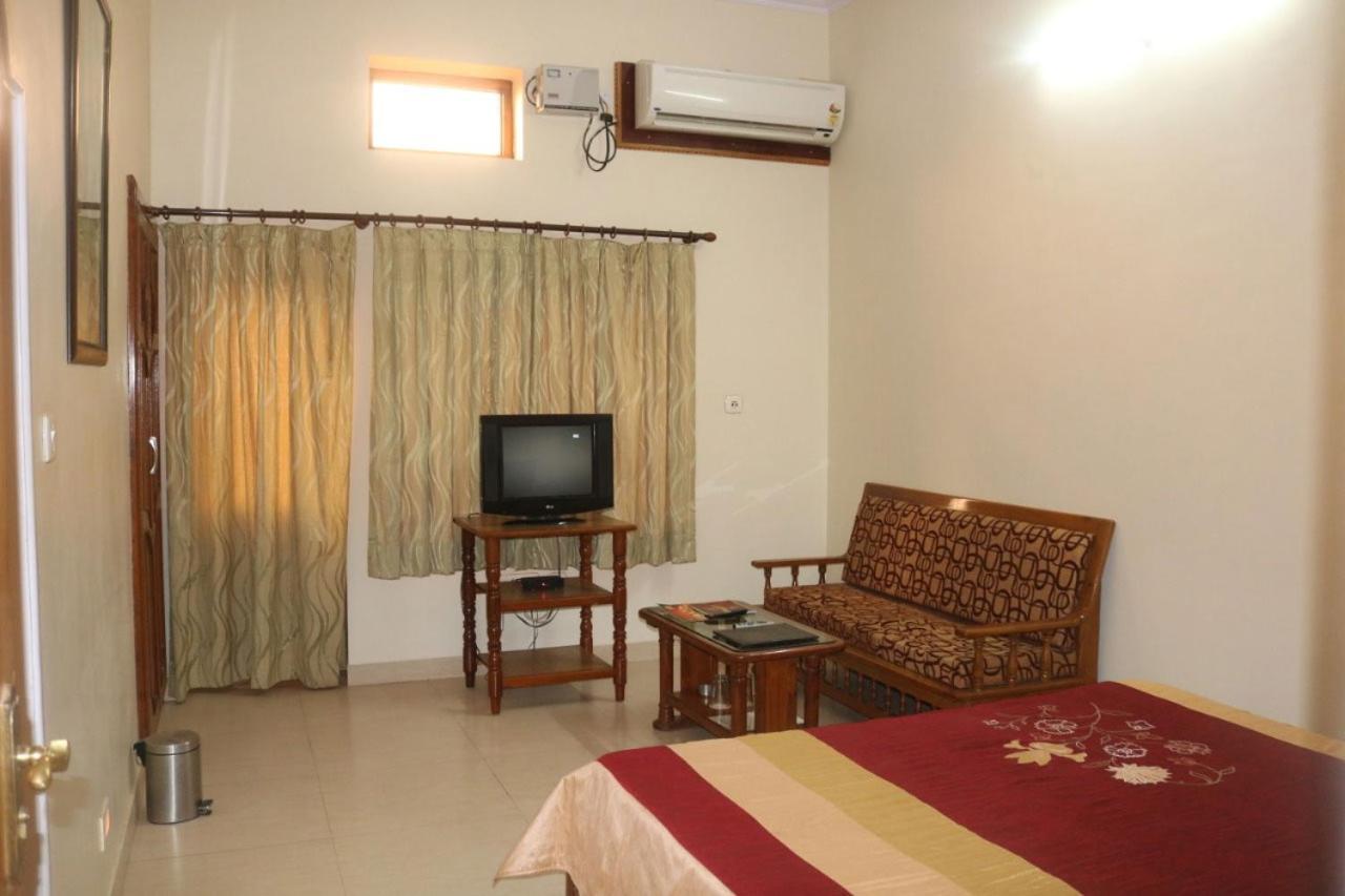 Hotel Shakti Palace Churu Exterior photo